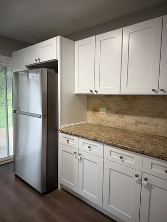 $2,650 | 1201 Haverhill Circle, Naperville, IL 60563