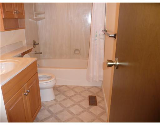 484 Partridge Run Road Gibsonia, PA 15044 - Photo 5 of 14 Master Bath/Spa. THE ATTENTION TO DETAIL THE QUALITY OF THIS BATH ALL BY "PATETE KITCHEN AND BATH"