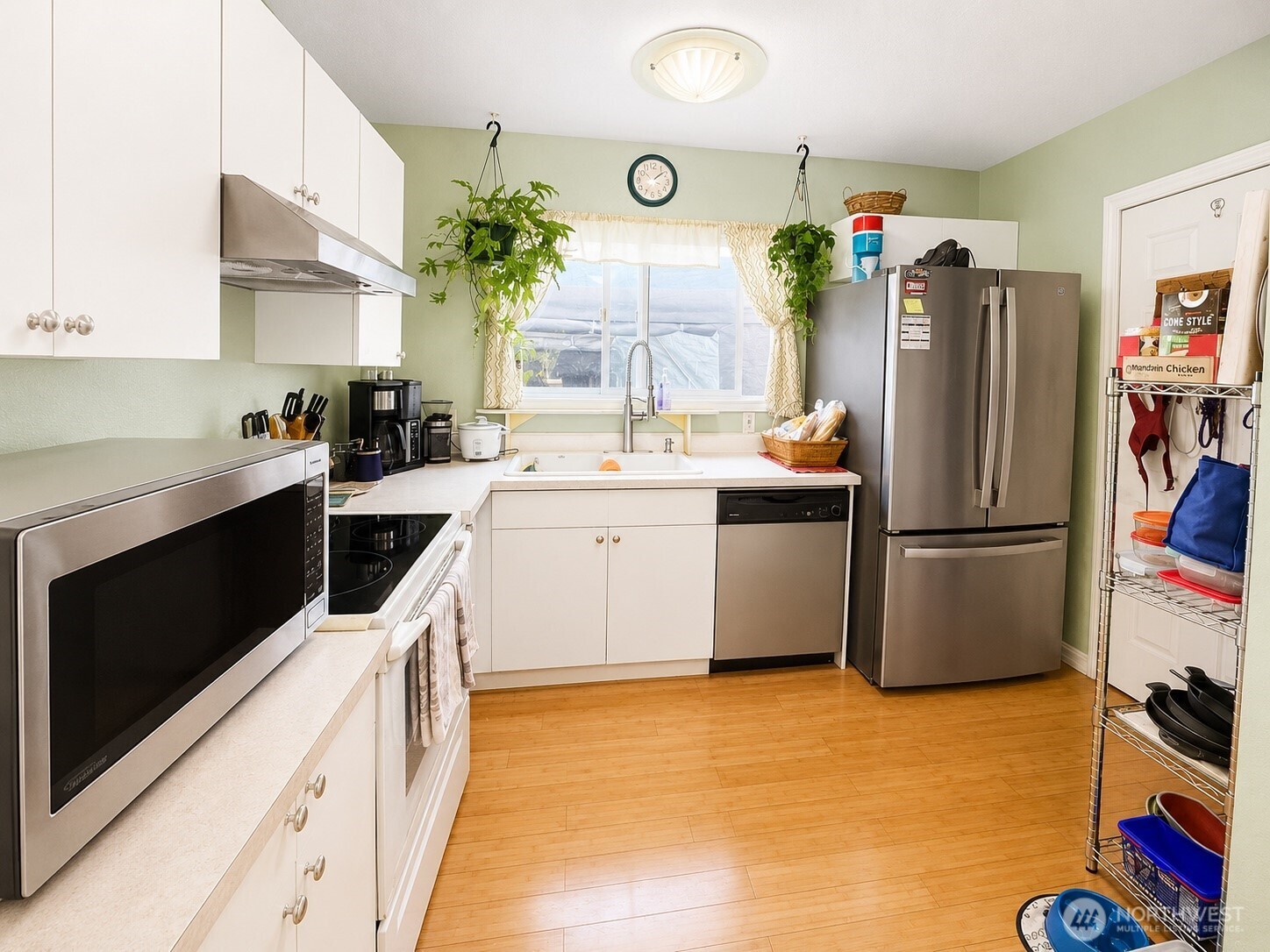 902 Harding Road Aberdeen, WA 98520 - Photo 3 of 18 a kitchen with a sink appliances and cabinets
