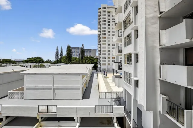 a view of building with outdoor space