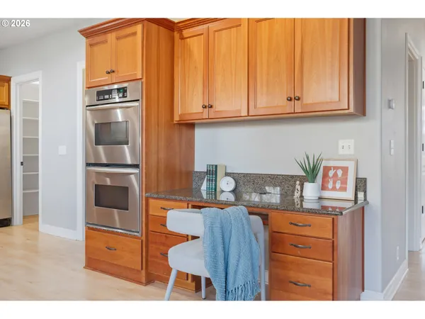$899,900 | 1165 Skylark Lane, Eugene, OR 97401