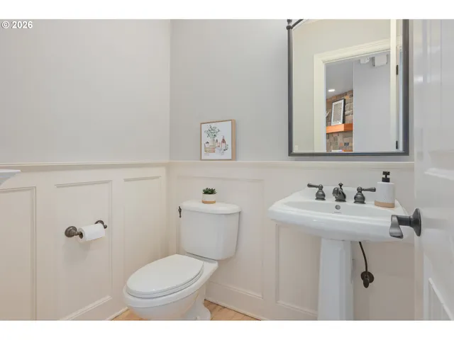 $925,000 | 1165 Skylark Lane, Eugene, OR 97401