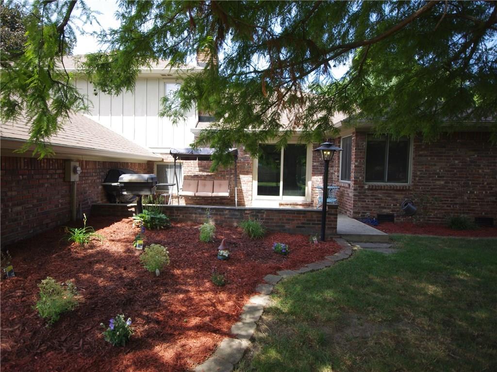 829 Canyon Road Indianapolis, IN 46217 - Photo 21 of 24 Gallery Image 21
