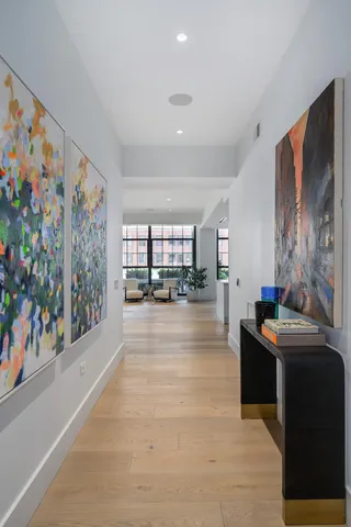 $3,090,000 | 351 West Huron Street, Unit 4, Chicago, IL 60654