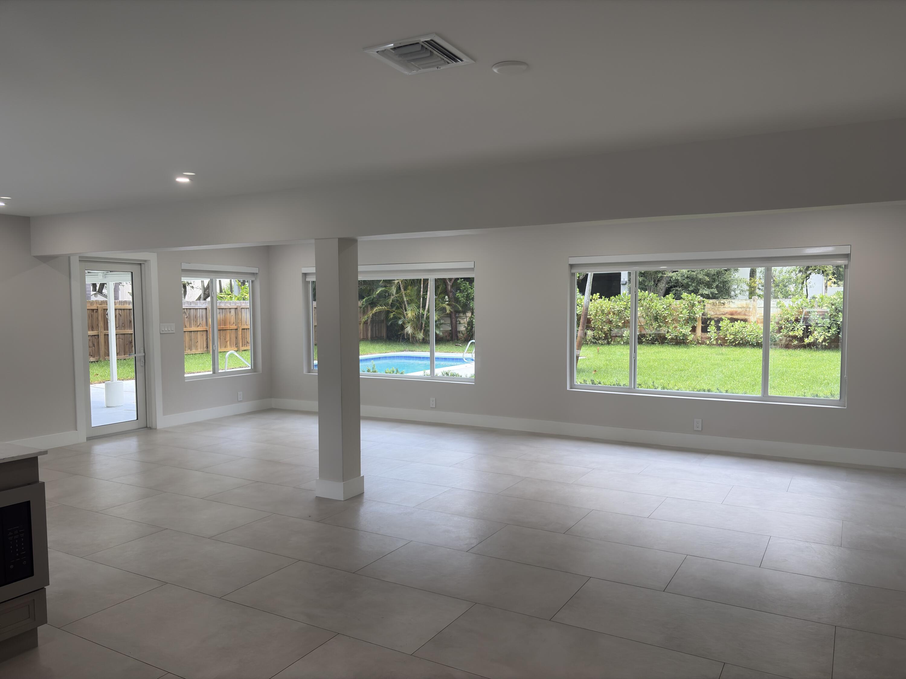 1400 Northwest 4th Street Boca Raton, FL 33486 - Photo 7 of 22 IMG_3429