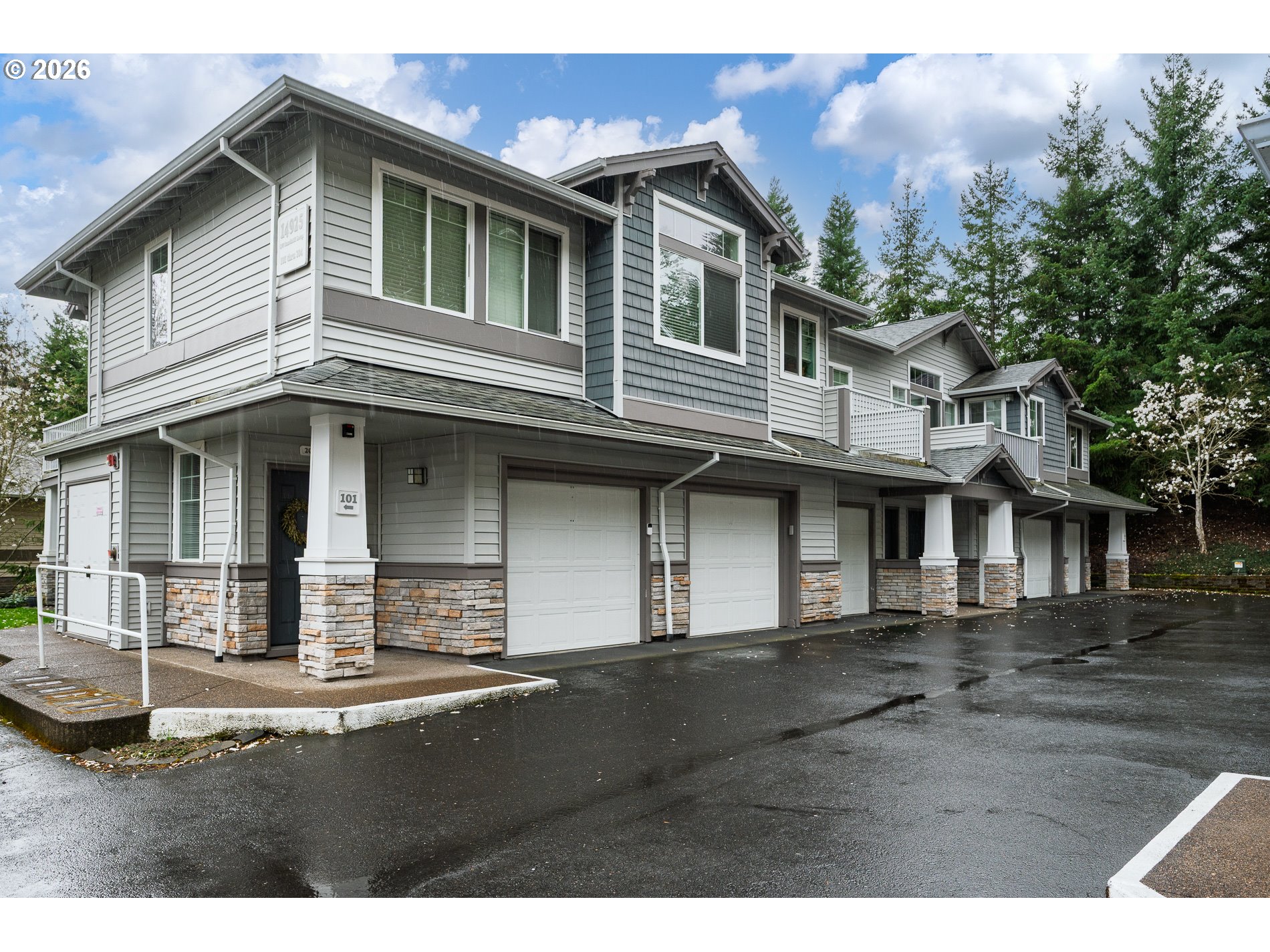 14925 Southwest Sandhill Loop, Unit 102 Beaverton, OR 97007 - Photo 2 of 22
