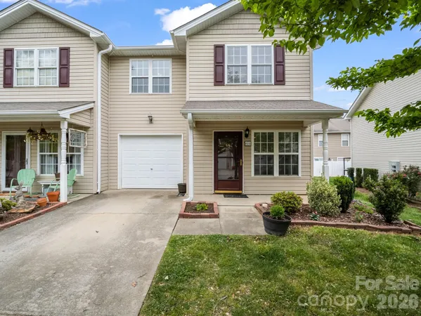 $299,000 | 64 Lanceford Circle, Fletcher, NC 28732