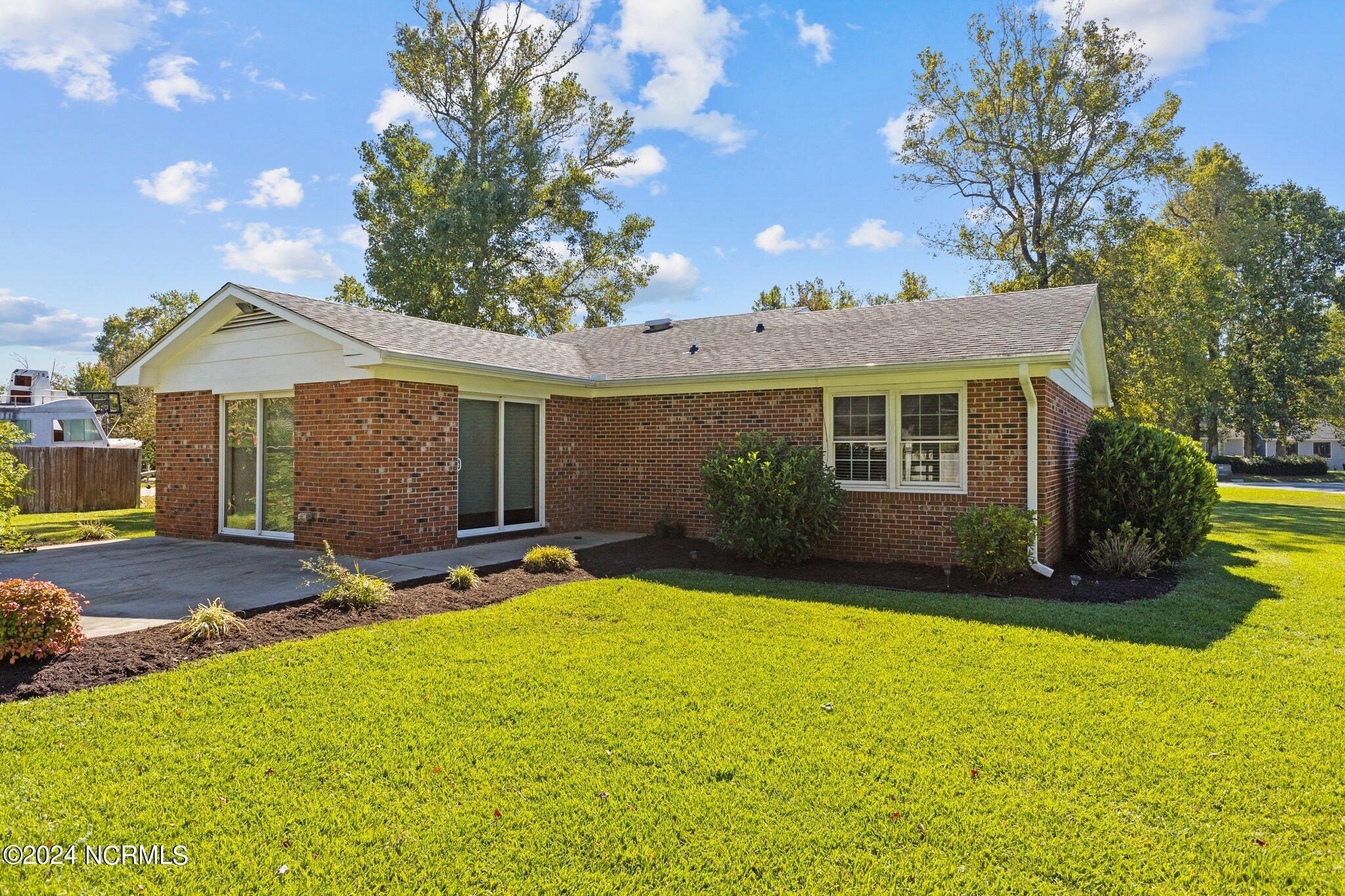 3312 Old Gate Road Morehead City, NC 28557 - Photo 34 of 35 backyard