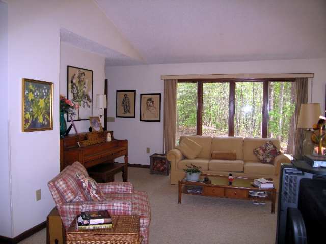 107 Nicklaus Road, Unit CHICKASAW POINT Westminster, SC 29693 - Photo 4 of 9 Gallery Image 4