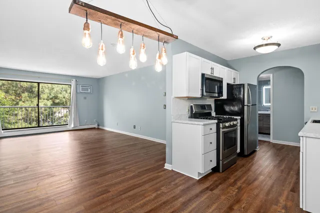 $130,000 | 7340 York Avenue South, Unit 210, Edina, MN 55435