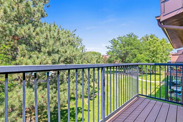 $130,000 | 7340 York Avenue South, Unit 210, Edina, MN 55435