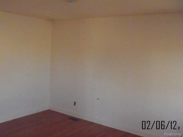 2340 Stephens Road Warren, MI 48091 - Photo 4 of 10 jerry 2-6-12 040.jpg