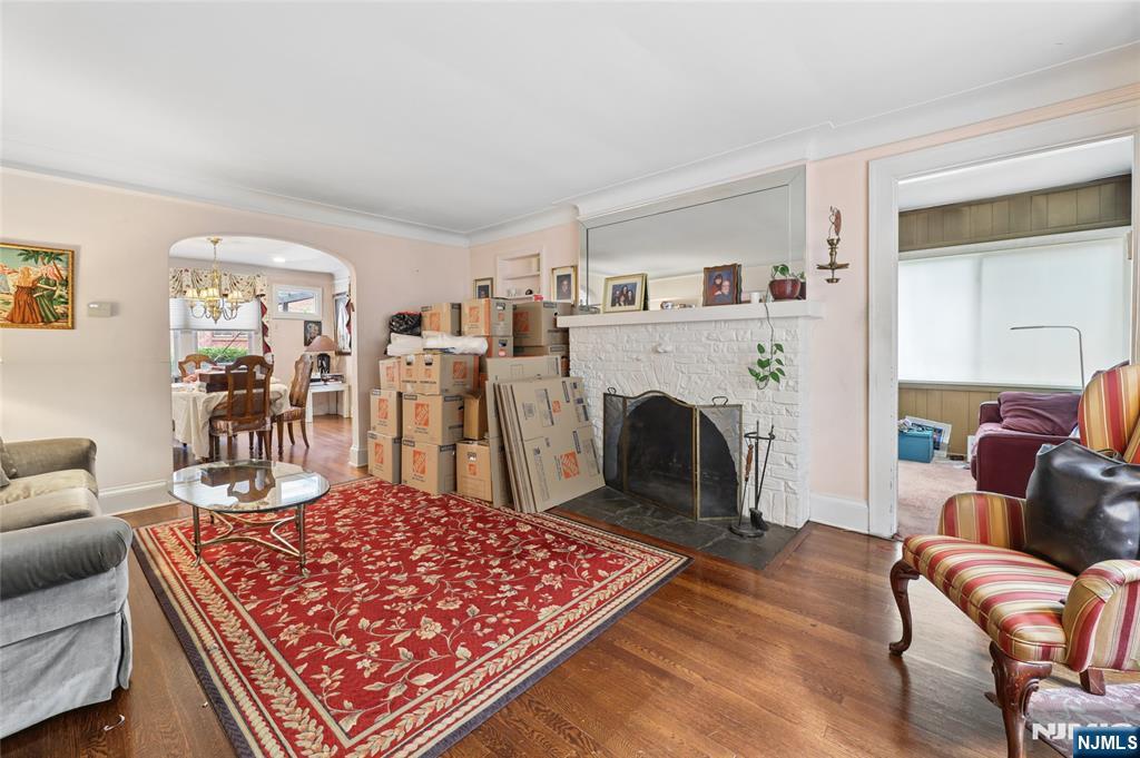 936 Red Road Teaneck, NJ 07666 - Photo 8 of 38