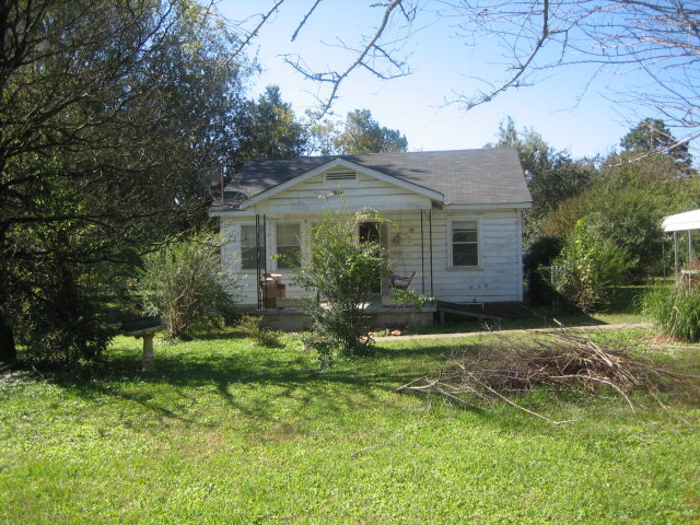 1510 Riverbend Road Dalton, GA 30721 - Photo 1 of 1 Main View