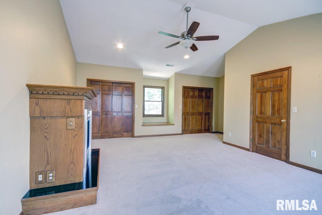 1225 Old Crows Way Springfield, IL 62712 - Photo 11 of 32