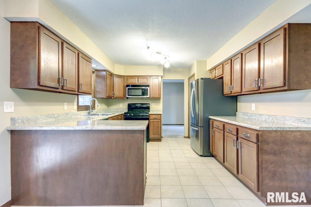 1225 Old Crows Way Springfield, IL 62712 - Photo 32 of 32