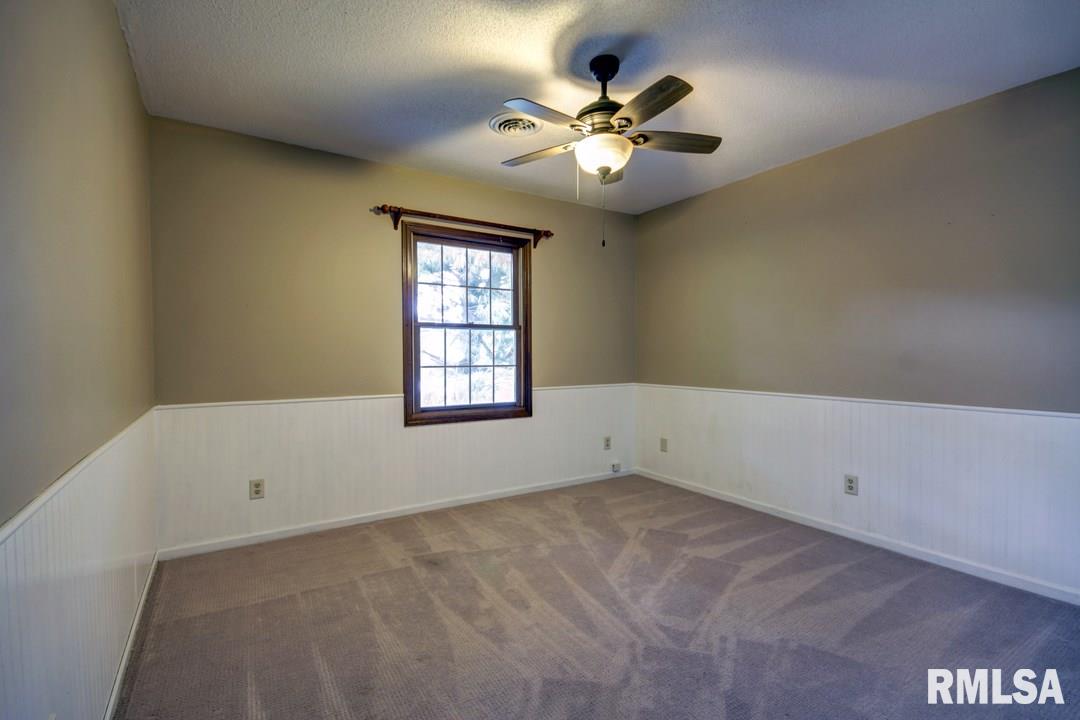 1225 Old Crows Way Springfield, IL 62712 - Photo 6 of 32