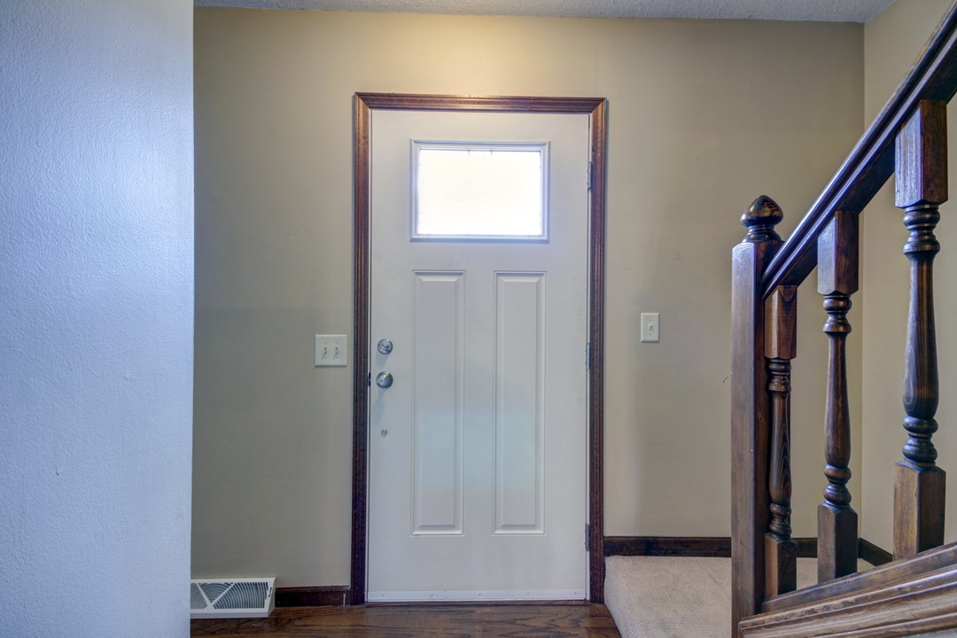 1225 Old Crows Way Springfield, IL 62712 - Photo 10 of 32