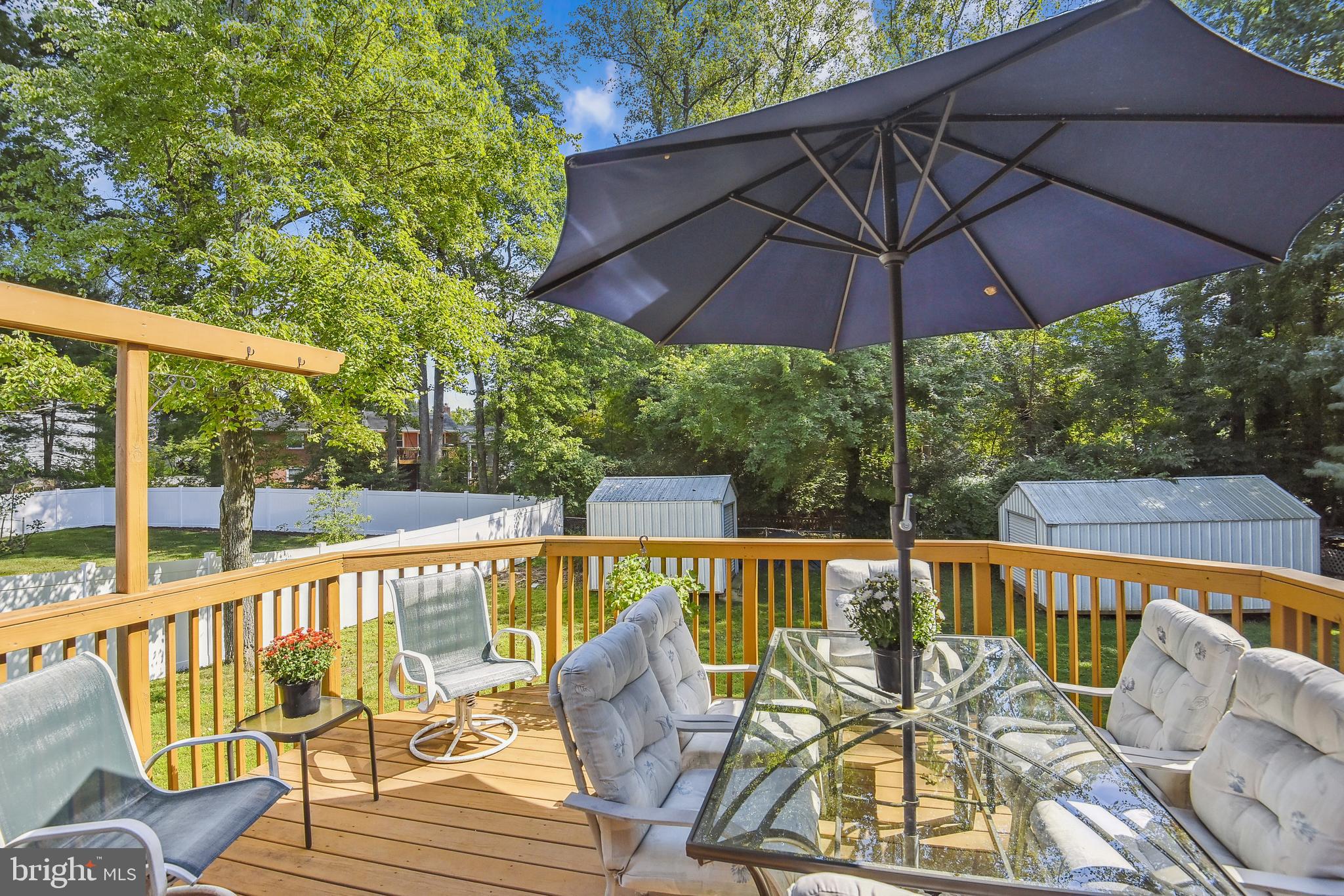 518 Kingsley Road Southwest Vienna, VA 22180 - Photo 8 of 12 Gallery Image 8