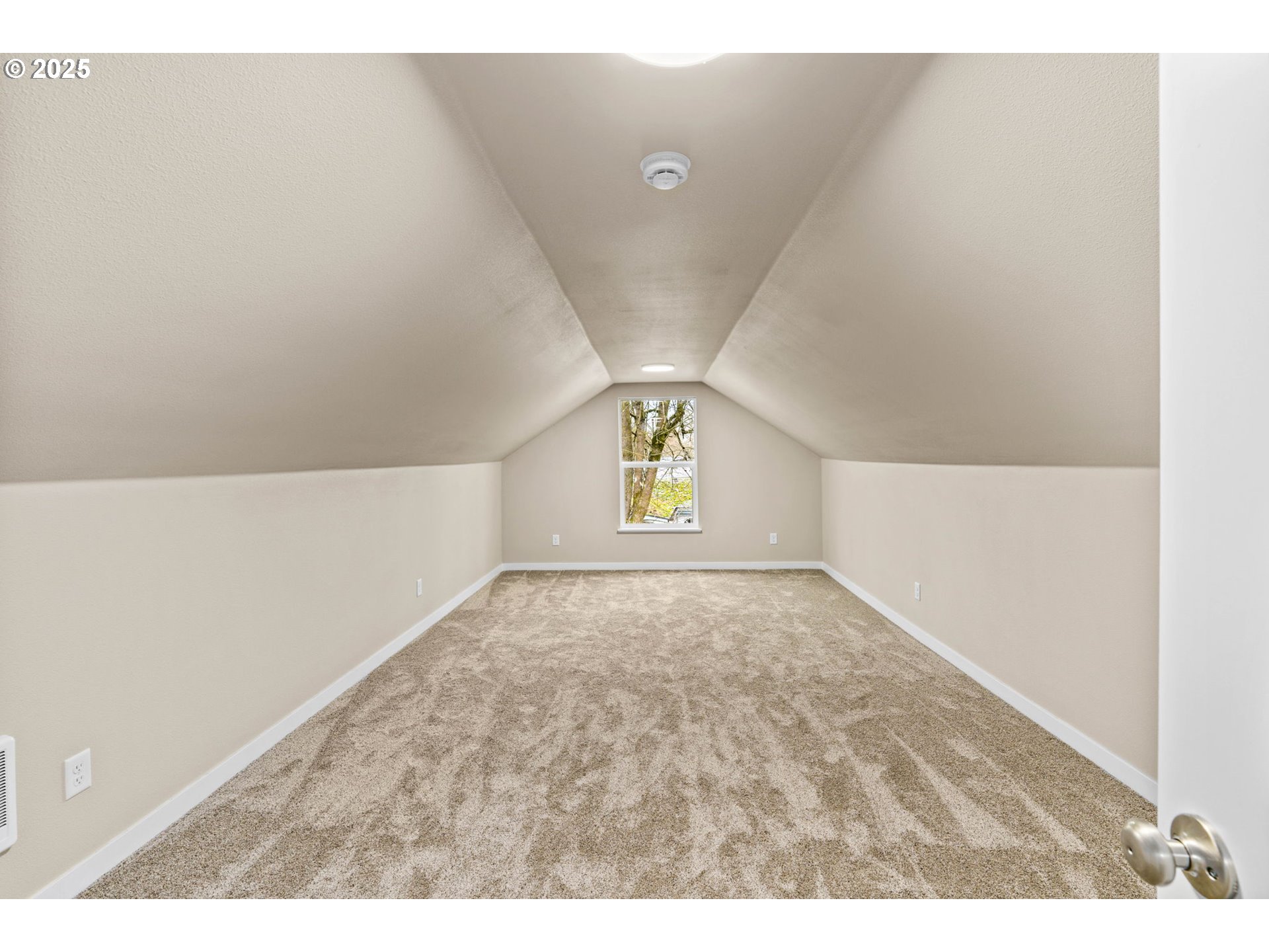 3520 Elmira Road Eugene, OR 97402 - Photo 15 of 27