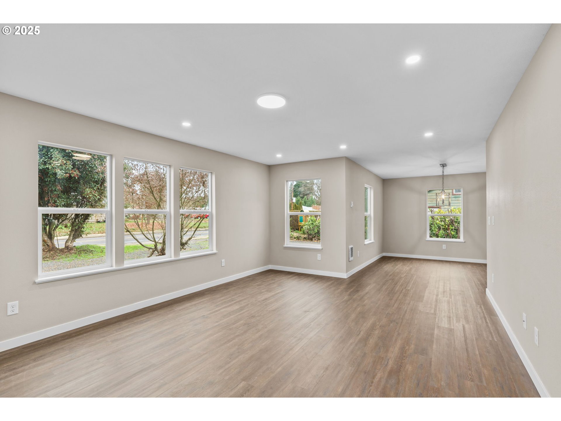 3520 Elmira Road Eugene, OR 97402 - Photo 6 of 27