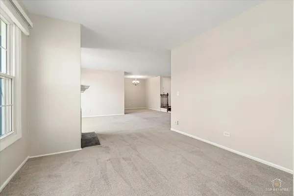 $329,900 | 1427 Sutton Court, Unit 1427, Vernon Hills, IL 60061