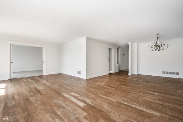$315,000 | 8651 Jaffa Ct Drive East, Unit 36, Indianapolis, IN 46260