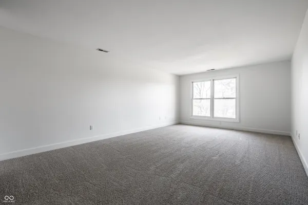 $315,000 | 8651 Jaffa Ct Drive East, Unit 36, Indianapolis, IN 46260