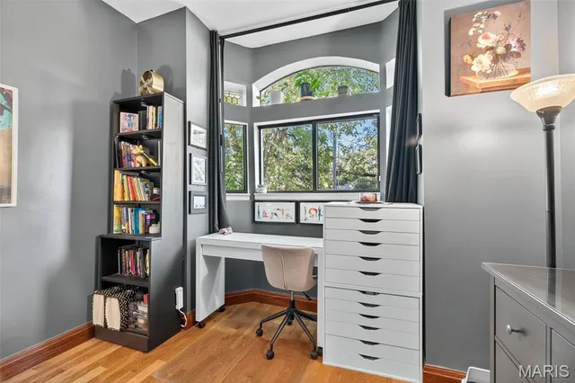 $599,900 | 3209 Shenandoah Avenue, St. Louis, MO 63104