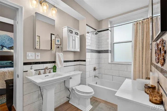 $599,900 | 3209 Shenandoah Avenue, St. Louis, MO 63104