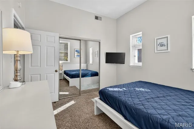 $599,900 | 3209 Shenandoah Avenue, St. Louis, MO 63104