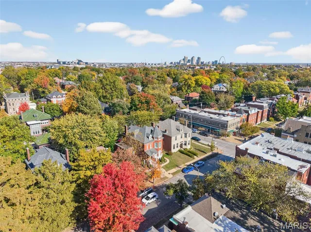 $599,900 | 3209 Shenandoah Avenue, St. Louis, MO 63104