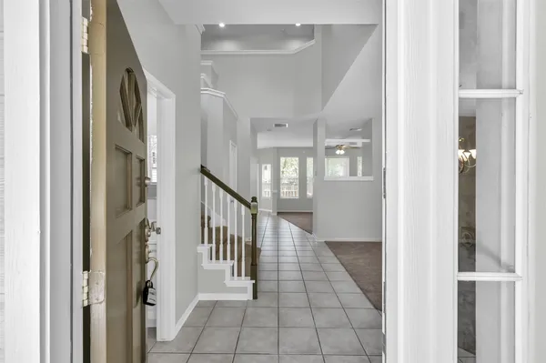 $2,600 | 86 North Apple Springs Circle, The Woodlands, TX 77382