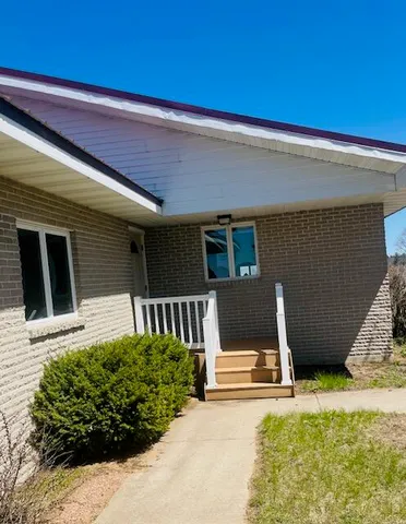 $429,000 | W8918 County Highway West, Crivitz, WI 54114