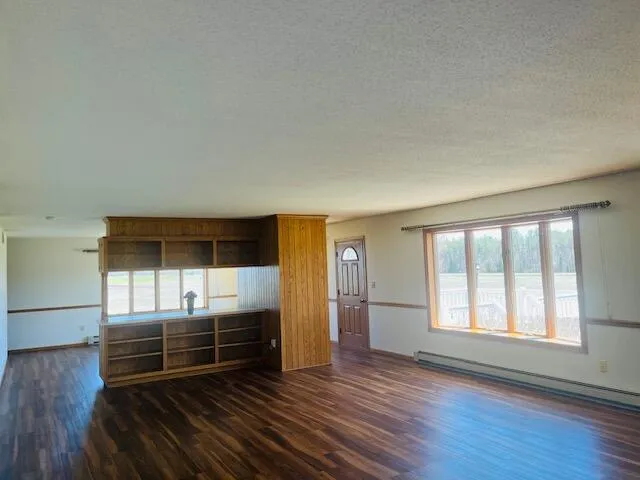 $429,000 | W8918 County Highway West, Crivitz, WI 54114