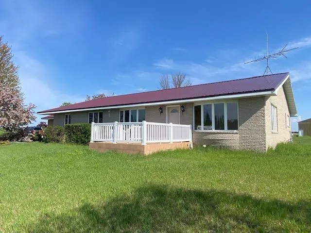 $429,000 | W8918 County Highway West, Crivitz, WI 54114