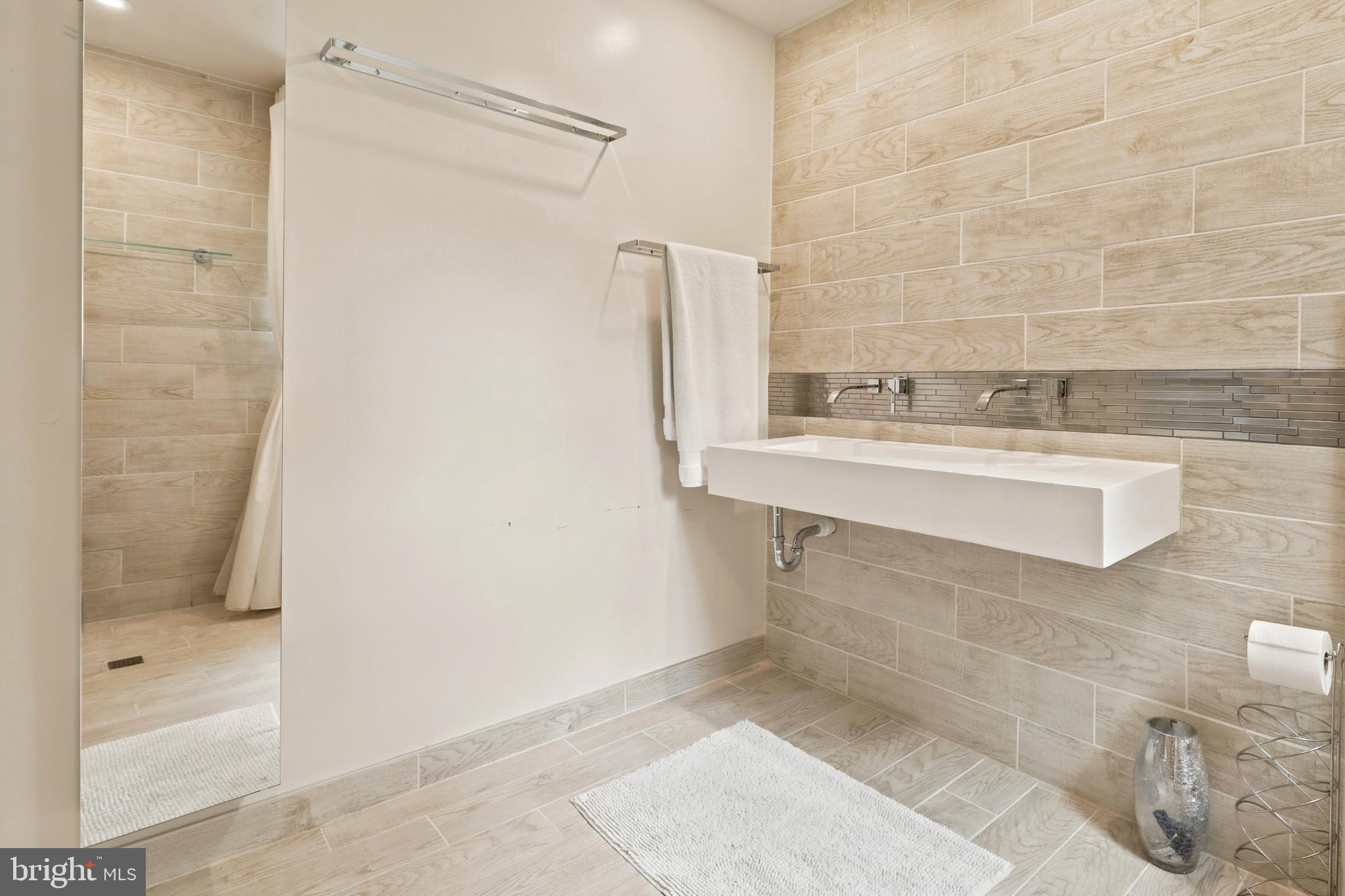 575 West Valley Road Wayne, PA 19087 - Photo 31 of 57