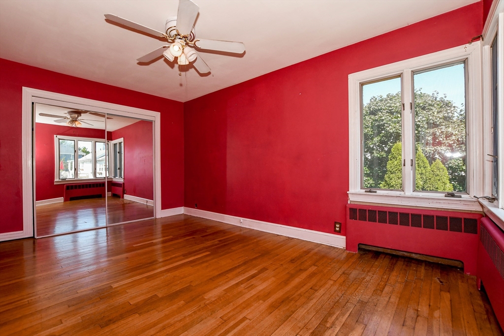 23 Bates Street Hull, MA 02045 - Photo 12 of 36