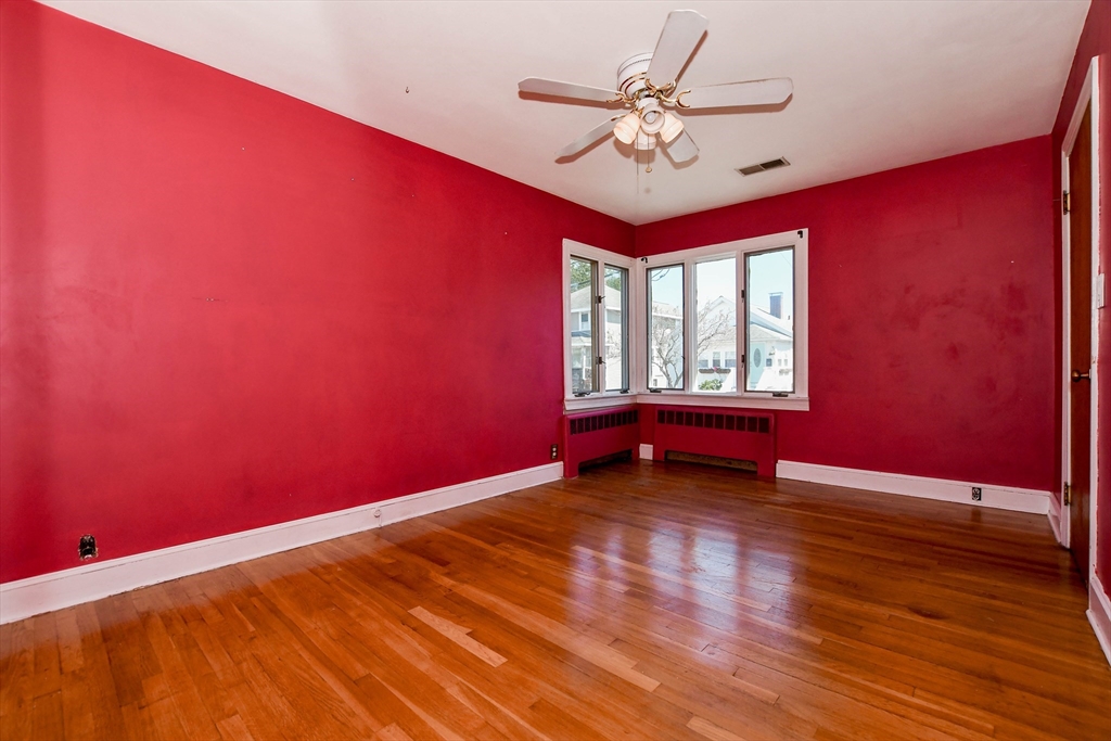 23 Bates Street Hull, MA 02045 - Photo 14 of 36