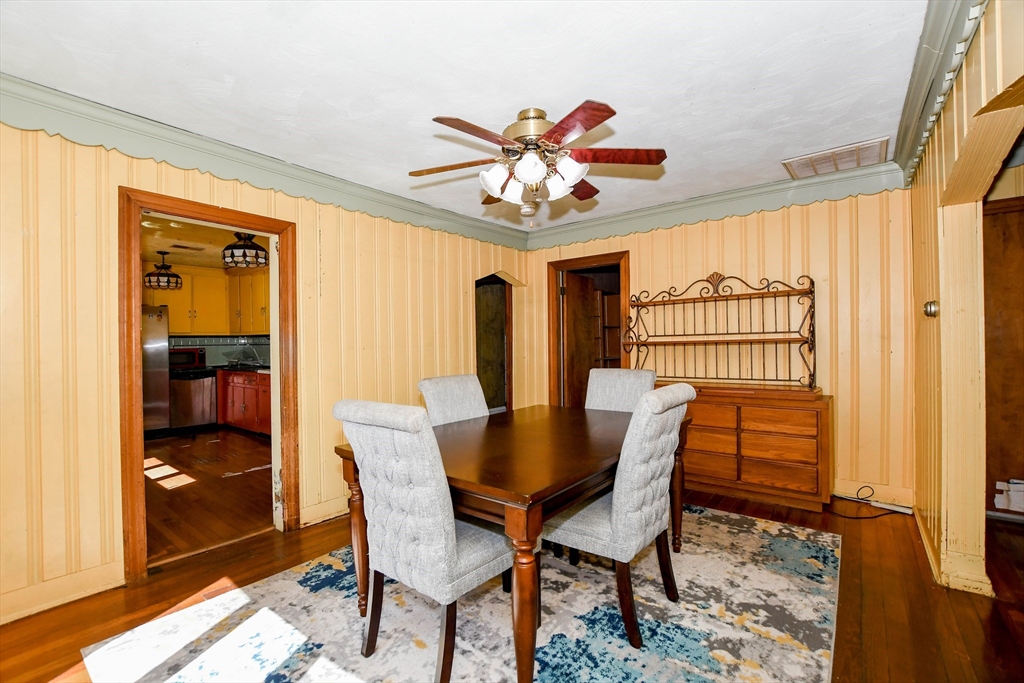 23 Bates Street Hull, MA 02045 - Photo 18 of 36