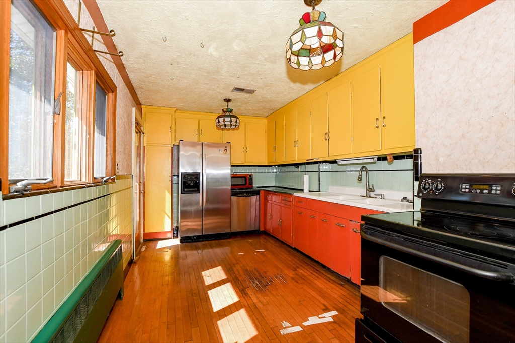 23 Bates Street Hull, MA 02045 - Photo 20 of 36