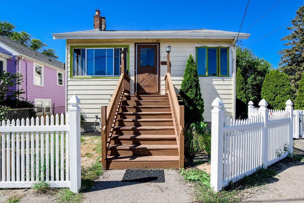 23 Bates Street Hull, MA 02045 - Photo 2 of 36