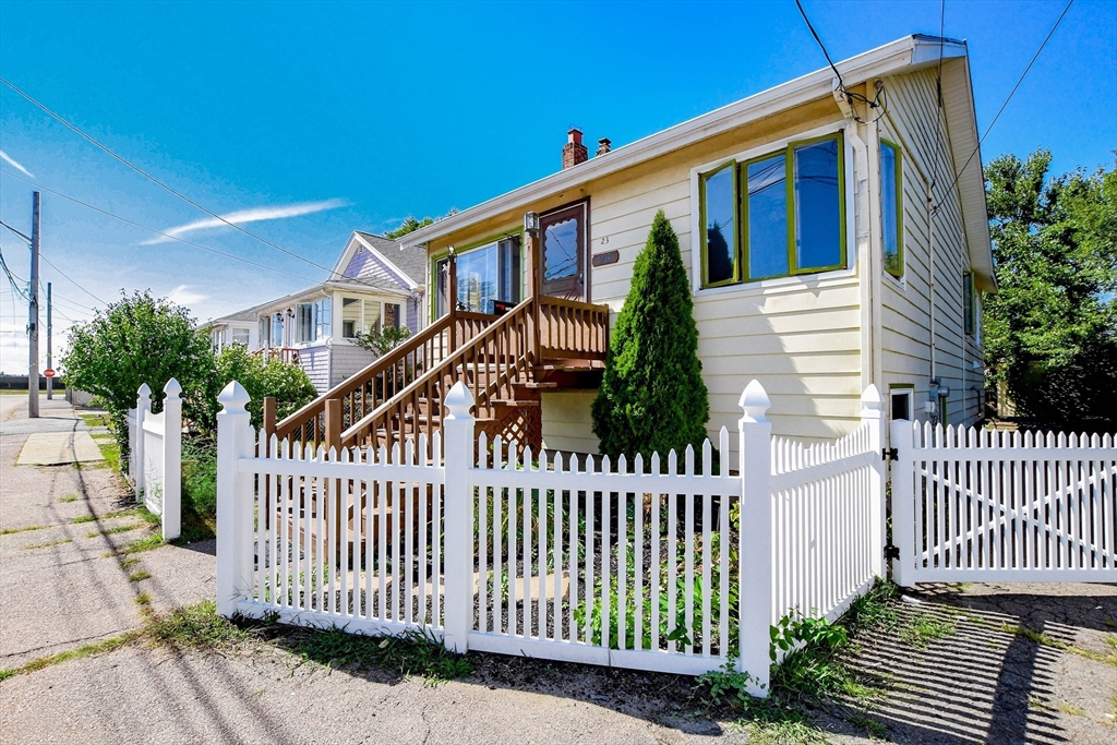 23 Bates Street Hull, MA 02045 - Photo 3 of 36