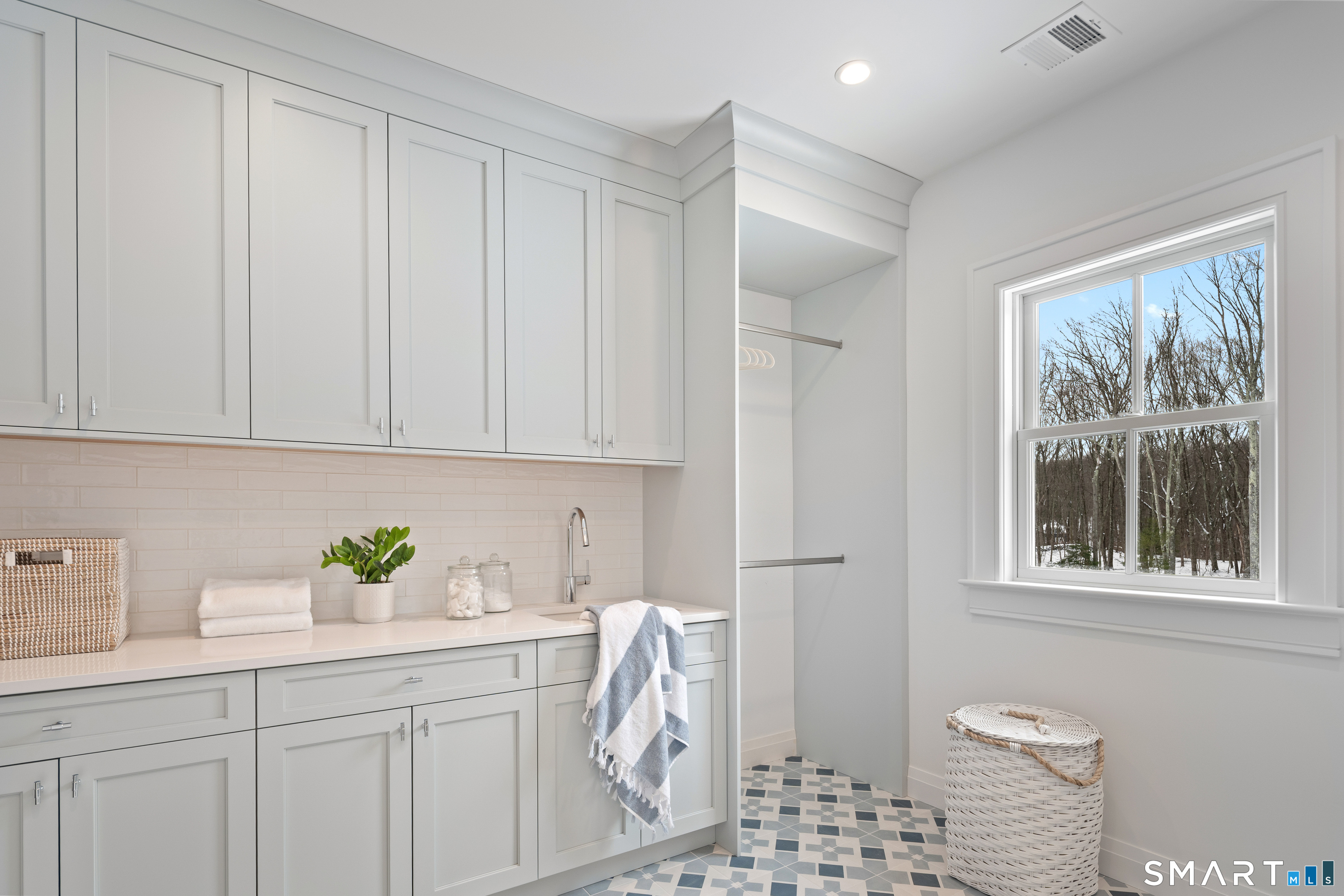 928 West Road New Canaan, CT 06840 - Photo 34 of 40