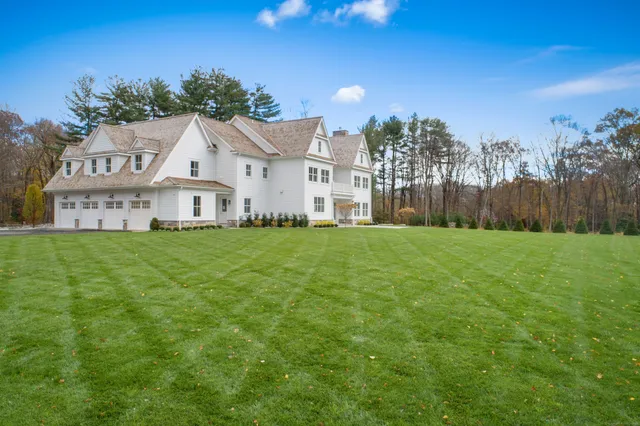 $8,595,000 | 928 West Road, New Canaan, CT 06840