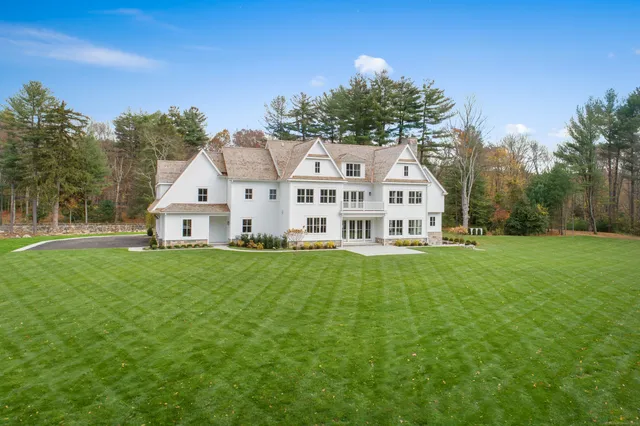 $8,595,000 | 928 West Road, New Canaan, CT 06840