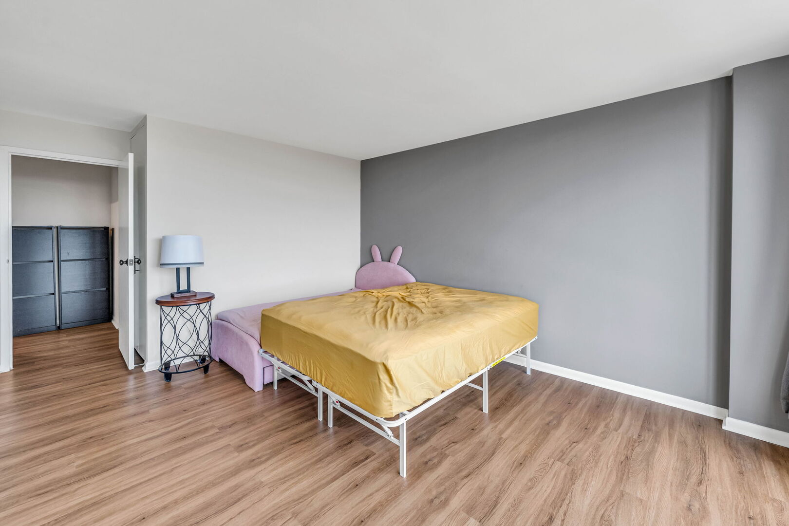 5445 North Sheridan Road, Unit 712 Chicago, IL 60640 - Photo 11 of 24 Gallery Image 11