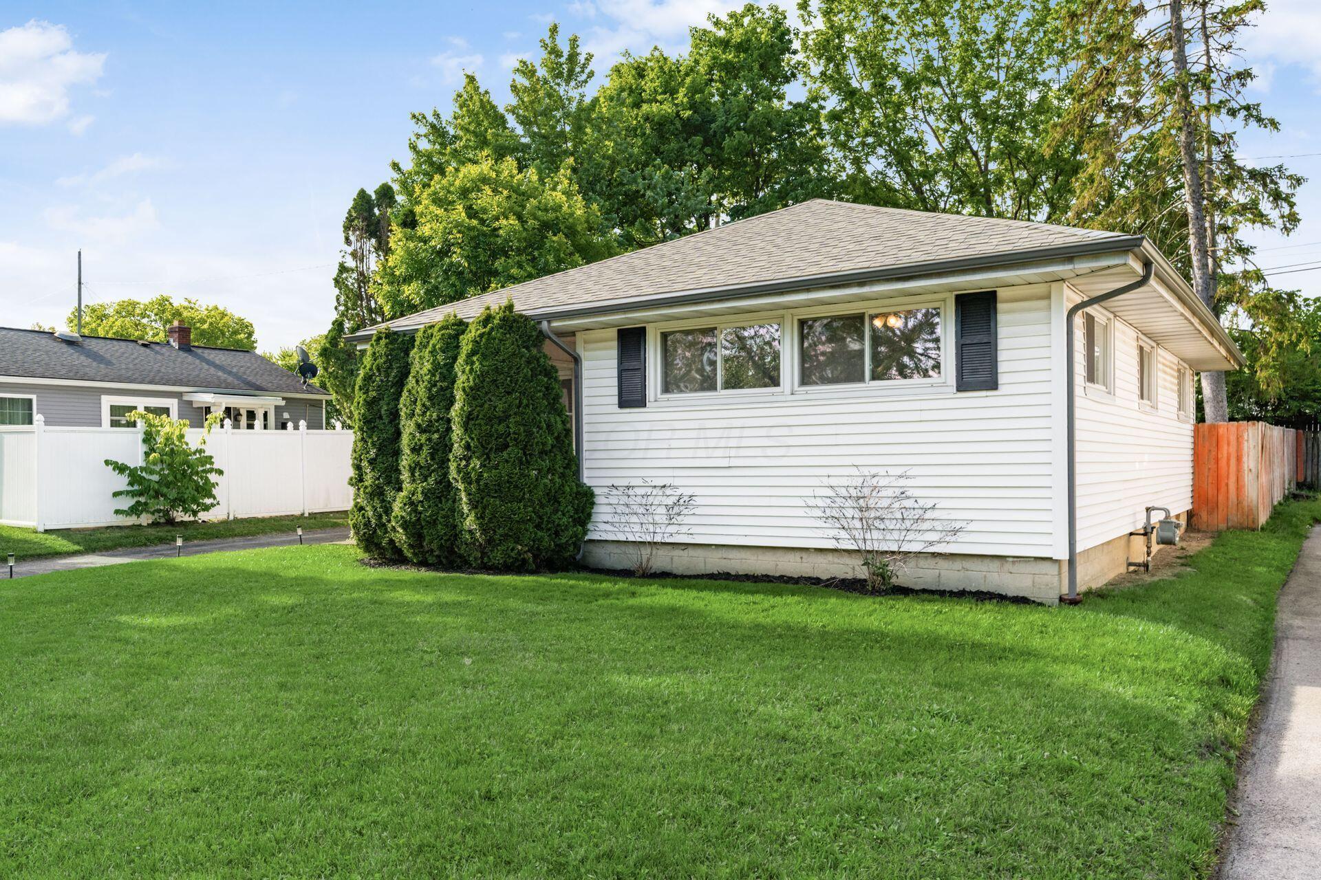 2925 Ashby Road Columbus, OH 43209 - Photo 2 of 36 Gallery Image 2