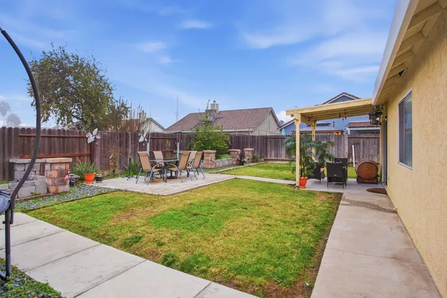 $414,900 | 1631 Crusher Avenue, Turlock, CA 95380