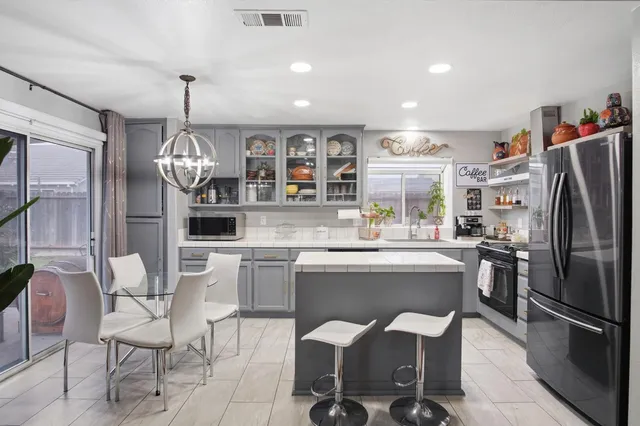 $414,900 | 1631 Crusher Avenue, Turlock, CA 95380